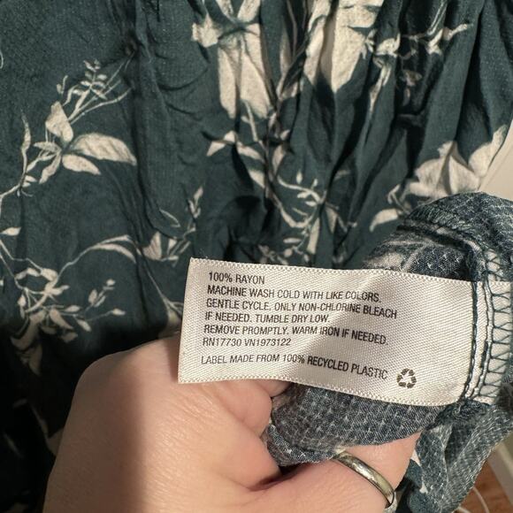 Ava Viv Green Floral Ruffled Tiered Maxi Dress Long Sleeves High Neck 1X - Picture 8 of 9